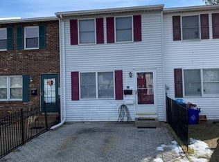 15 Chelsea Sq, Binghamton, NY 13905