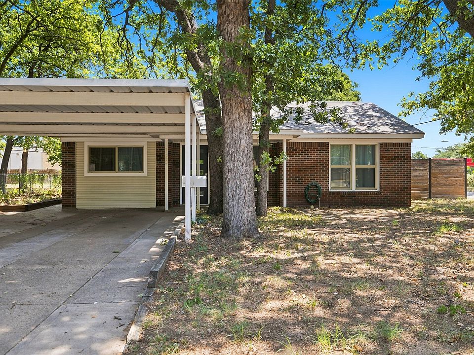 1st image of 720 Thersa Dr
