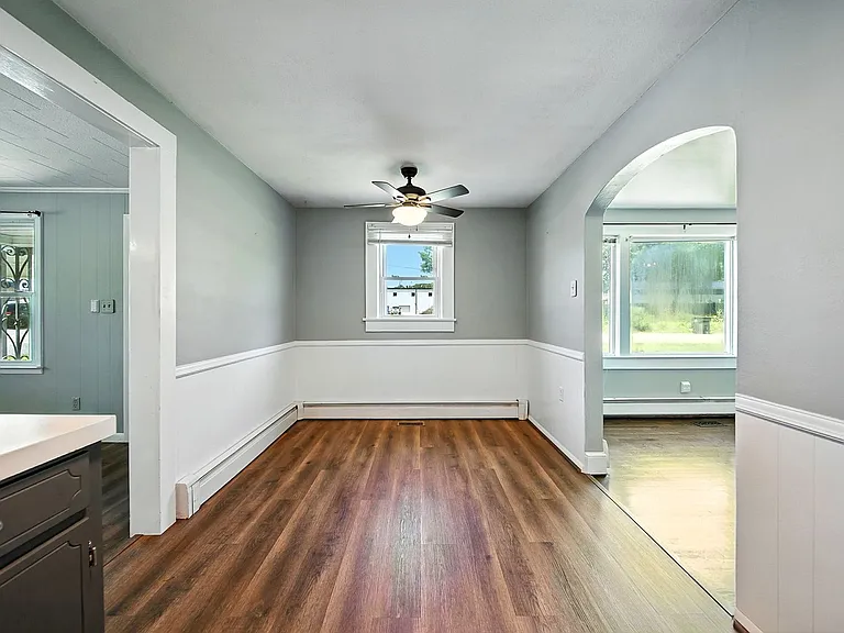 1266 18th St NE — Photo 7