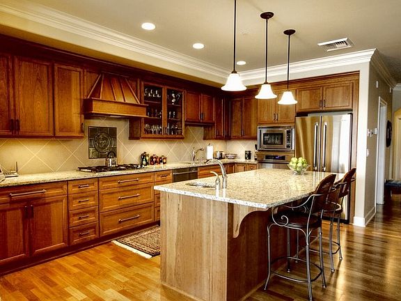 3rd image of 13120 Country Club Dr SW Unit 101
