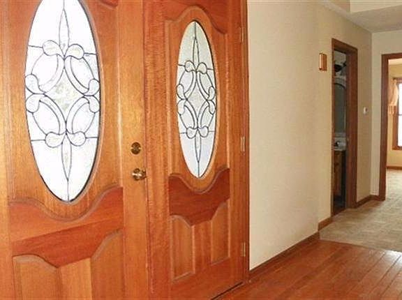 3rd image of 5744 Squirrelsnest Ln
