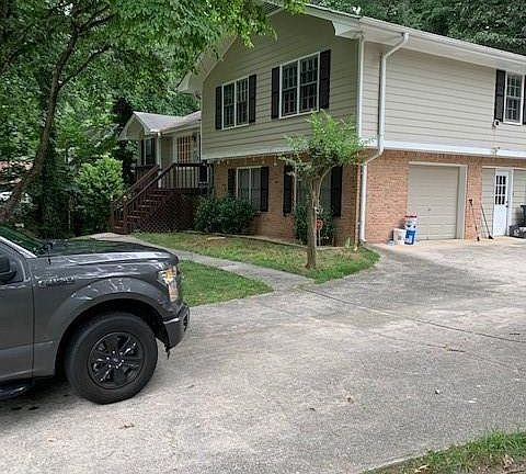 2nd image of 2479 Ellis Ct