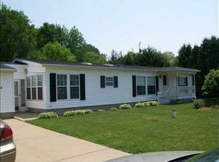 6427 Gillis Dr, Jackson, MI 49201