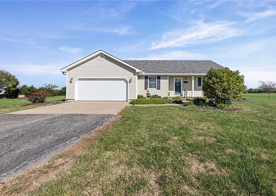 1st image of 39824 W 391st St