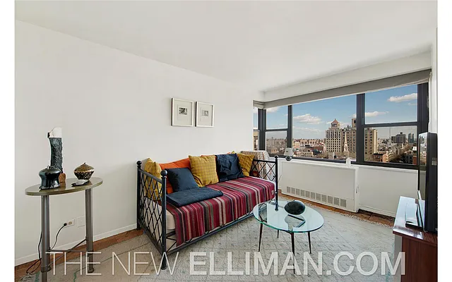 Sold by Douglas Elliman | media 17