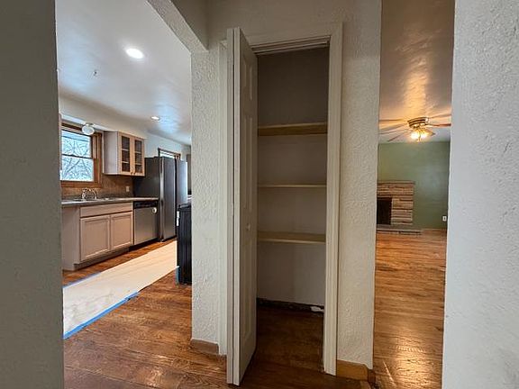 5th image of 10 Fruitland Dr