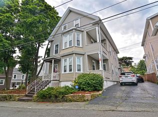 11 Crescent St, Lynn, MA 01902