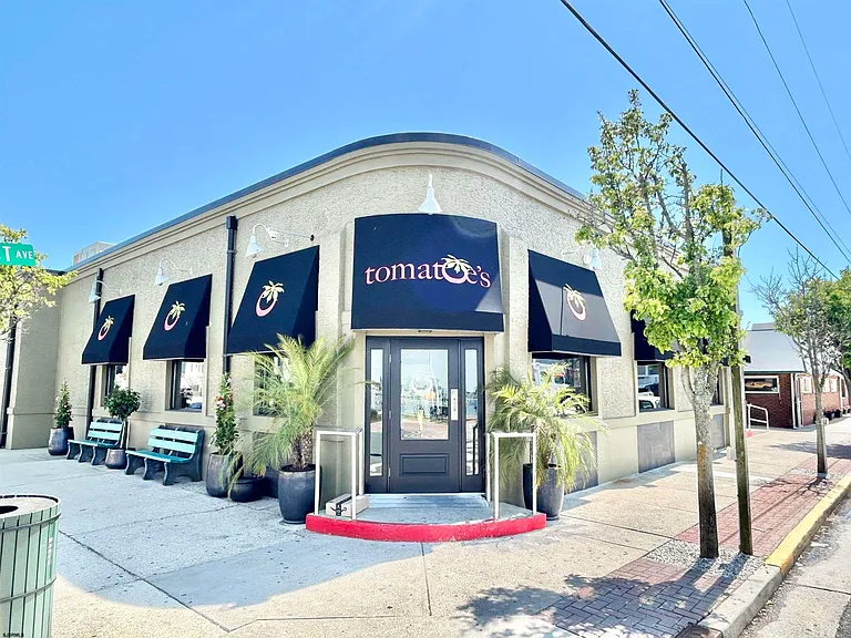9500 Amherst Ave #B7 — Photo 12