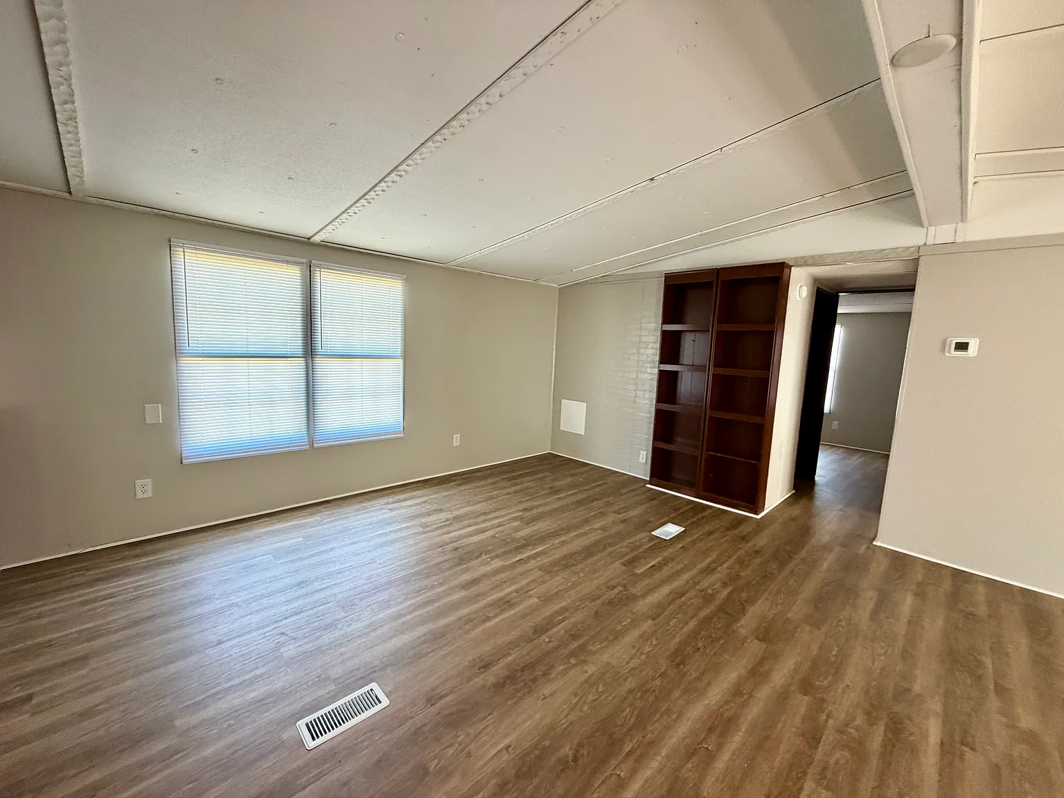 3 bed, 1248 sqft, $1,295 — Photo 3