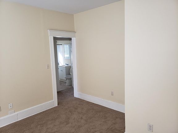 4th image of 60 Carroll St #C-8