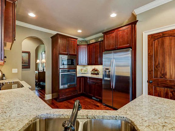 4th image of 4108 Kirkstone Ln