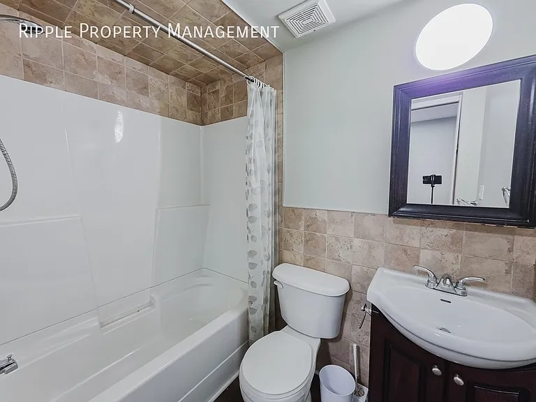 346 Saddlebrook Way NE #LOWER — Photo 7