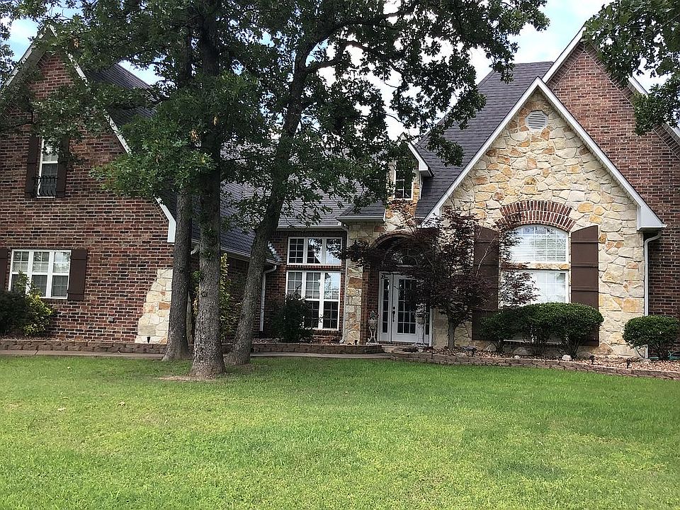 1st image of 134 Liberty Cir