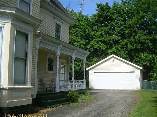 Building Photo 4
