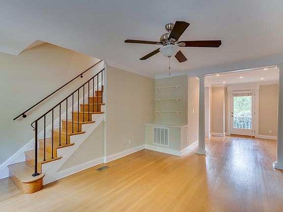 4th image of 1116 Colonial Ave