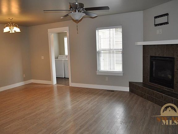 4th image of 3836 Potosi St