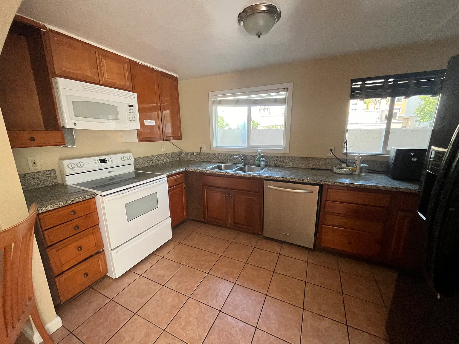 3 bed, $1,495 — Photo 3