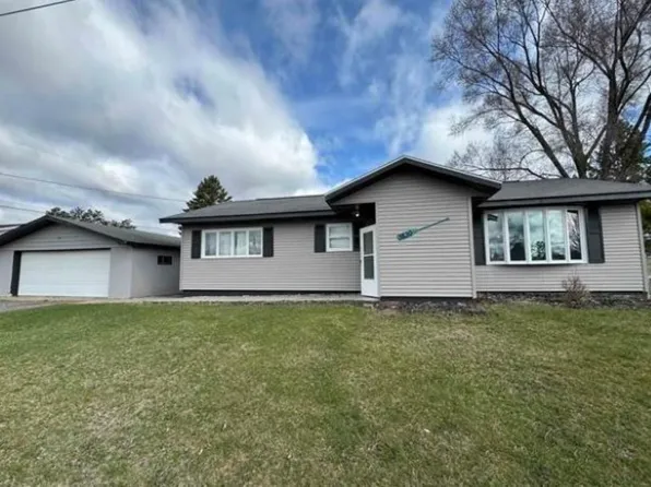 3830 Marpe St, Quinnesec, MI 49876