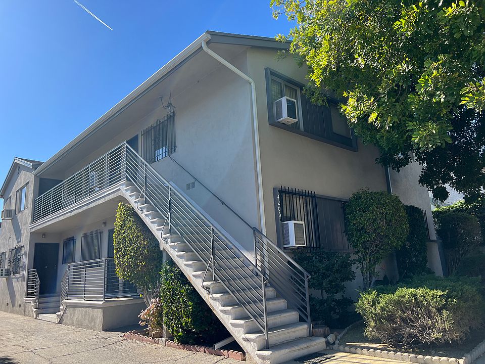1st image of 4206 Clayton Ave #6