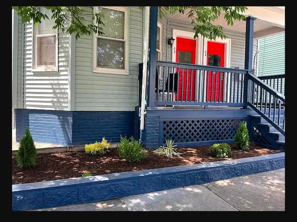 84 Ayrault St Floor 3, Providence, RI 02908