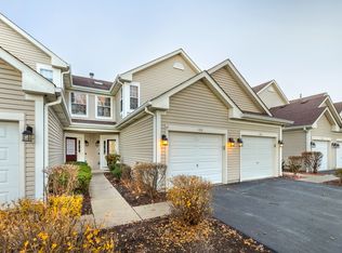 100 Harvest Gate #100, Lake In The Hills, IL 60156