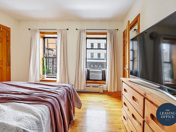 2nd image of 523 9th Ave APT 2a