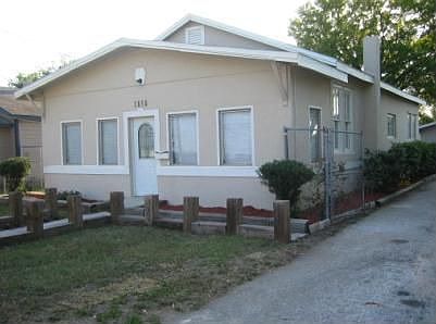 4-2/1568 sq ft/Front View