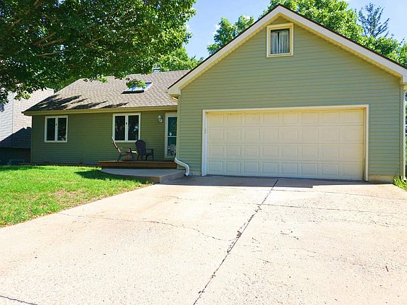 2nd image of 4508 Wellington Ave