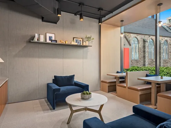 249 Willoughby Avenue image 27 of 29