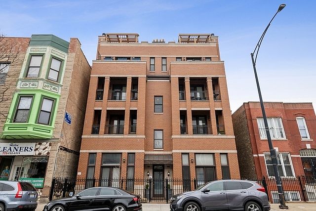 1st image of 1943 W Armitage Ave #3W