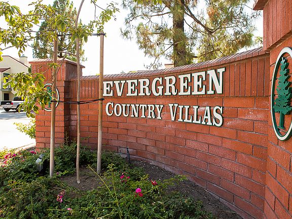 2nd image of 3525 W Greentree Cir #122