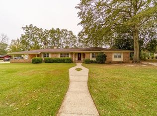 202 Ross Ln, Headland, AL 36345