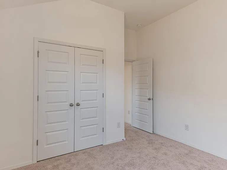 110 Watercourse Way — Photo 21