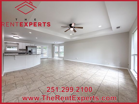 4th image of 7392 Christine Cir S