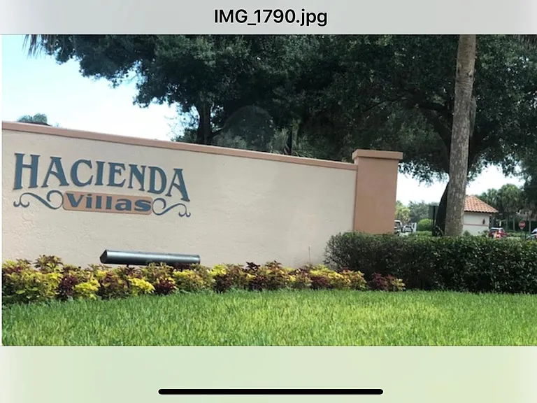 916 Mendoza Blvd — Photo 15