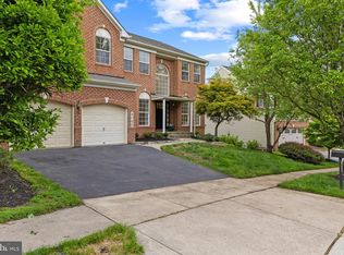 8066 High Castle Rd, Ellicott City, MD 21043