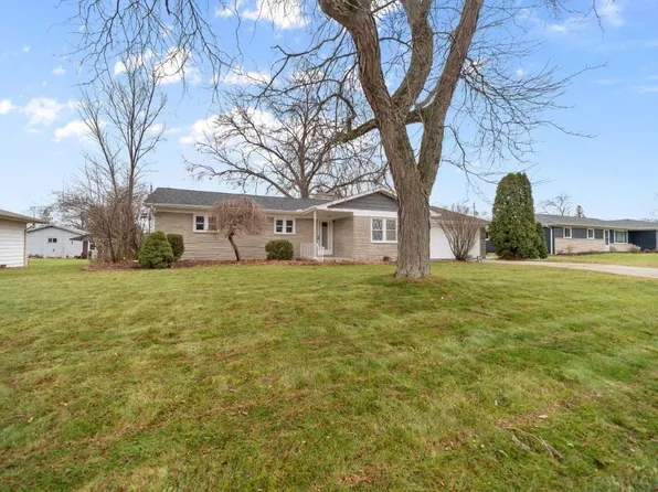 7020 Penrose Dr, Fort Wayne, IN 46835