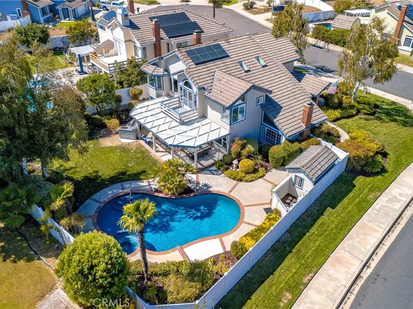30569 Bridgeview Cir, Temecula, CA 92592