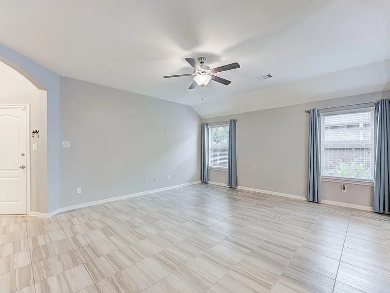 255 Dale Ridge Ln — Photo 10