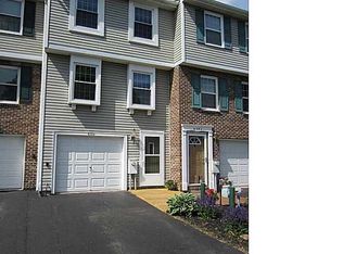 4389 Heritage Dr, Liverpool, NY 13090