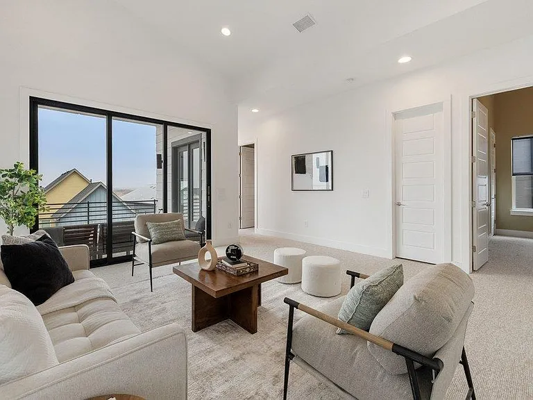 6124 Florencia Ln — Photo 21