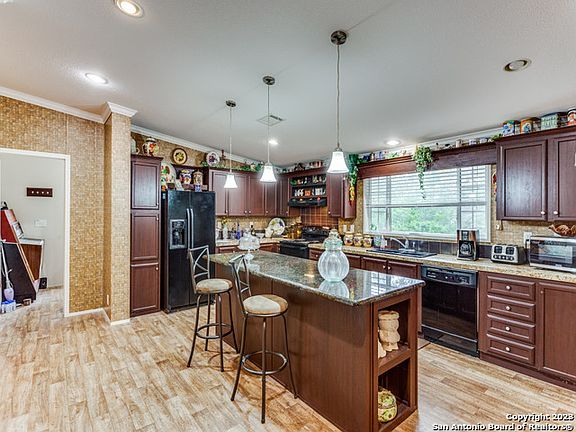 4th image of 1562 ENCHANTED RIVER DR