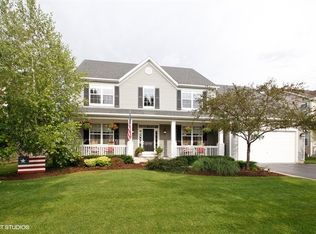 2428 Green Glade Way, Wauconda, IL