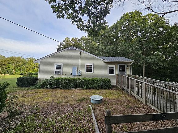 3rd image of 5199 Neenah Rd