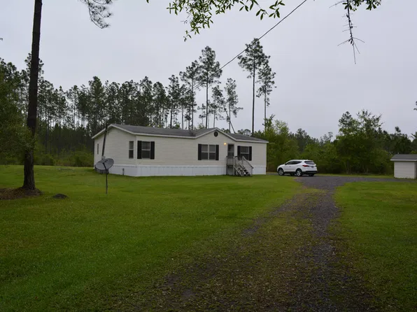 13027 Mudlake Rd, Glen Saint Mary, FL 32040