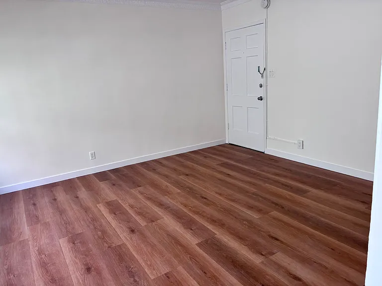 2013 S Shenandoah St #4 — Photo 8