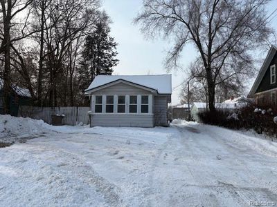 285 Voorheis St, Pontiac, MI, 48341