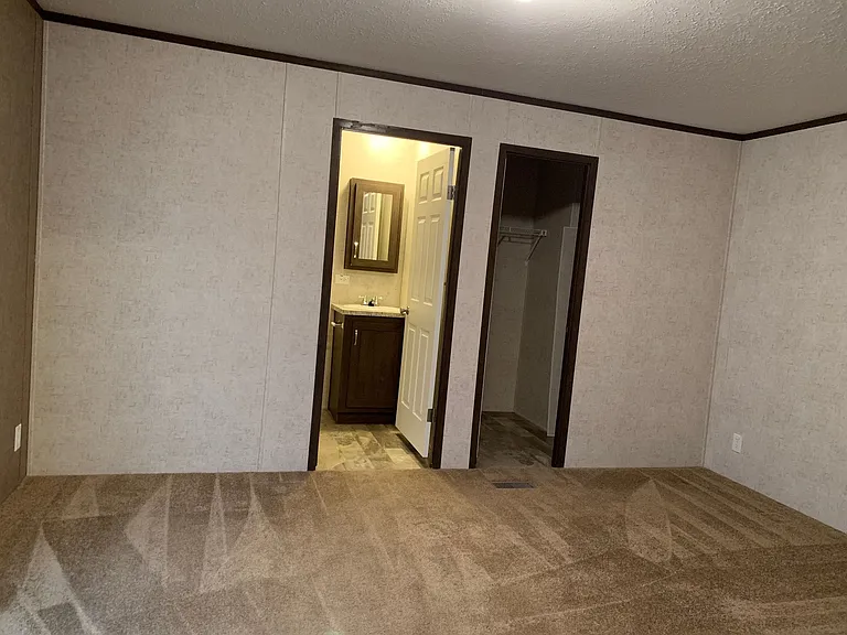 Westbridge Manor — Photo 54