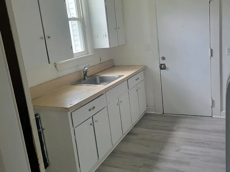 1 East St #1 — Photo 7