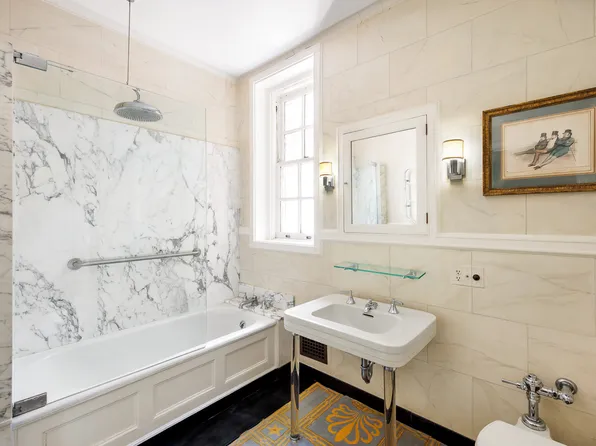 67 East 93rd Street image 10 of 20